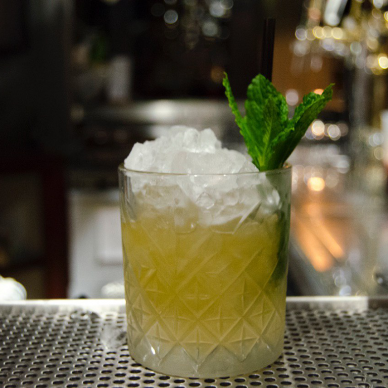 Mai Tai, classic cocktail